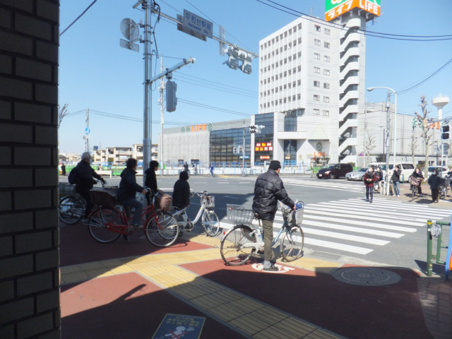 平和台駅1番出口からの風景